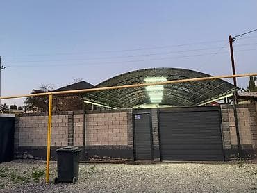 Дома: 🏡 **Продаётся уютный дом в ж/м Ак-Орго!** 📍 Район: ж/м Ак-Орго, ул — 8