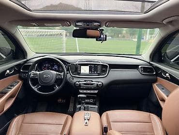 Продажа авто: Kia Sorento: 2018 г., 2 л, Автомат, Дизель, Кроссовер — 8