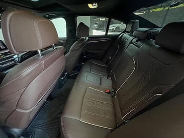 Продажа авто: BMW 530: 2021 г., 2 л, Автомат, Электромобиль, Седан — 9