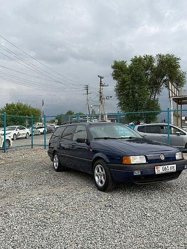 Транспорт: Volkswagen Passat Variant: 1991 г., 1.8 л, Кол менен иштөөчү, Бензин, Универсал — 3