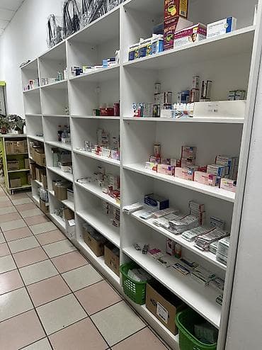 Торговое оборудование: Торговое оборудование для аптеки/ритейла Комплект модульных витрин и — 8