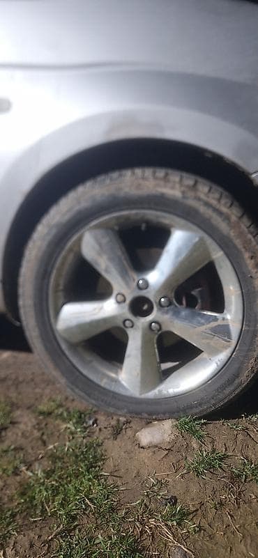 колеса 17: Литые Диски R 17 отверстий - 5 — 1