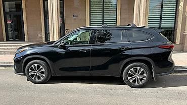 добовое стекло: Toyota Highlander: 2021 г., 2.5 л, Автомат, Гибрид, Кроссовер — 6