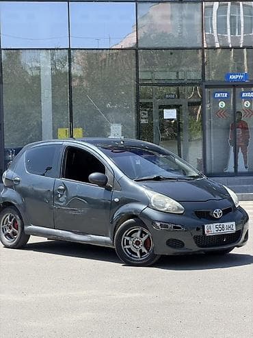 Продажа авто: Toyota Aygo: 2010 г., 1 л, Механика, Бензин, Хэтчбэк — 3