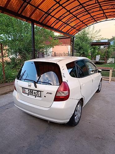 Транспорт: Honda Fit: 2002 г., 1.3 л, Вариатор, Бензин, Хэтчбэк — 4