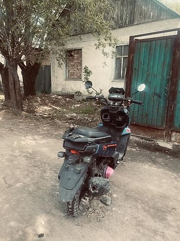 скутер для станта: Тип скутера 150 куб. см, Бензин — 5