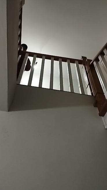 Деревянная лестница Для дома, Бесплатная доставка, Вид дерева: Сосна, Форма лестницы: Г-образная, Стиль: Классический