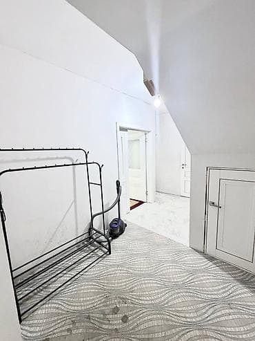 3-я кв на долг срок средний джал, 100 м2. В квартире есть все — 5