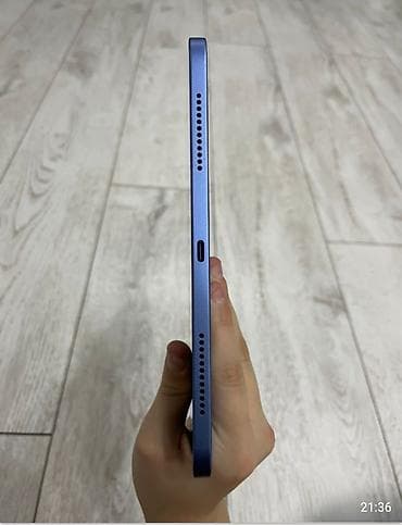 aipad mini 6: IPad 10‑го поколения, голубой цвет. Память 256 ГБ. Диагональ экрана — 3