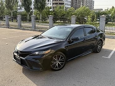 daf 75: Toyota Camry: 2021 г., 2.5 л, Автомат, Бензин, Седан — 2