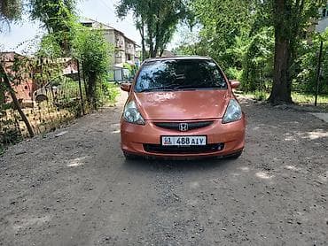 Honda Fit: 2004 г., 1.3 л, Вариатор, Бензин, Хэтчбэк