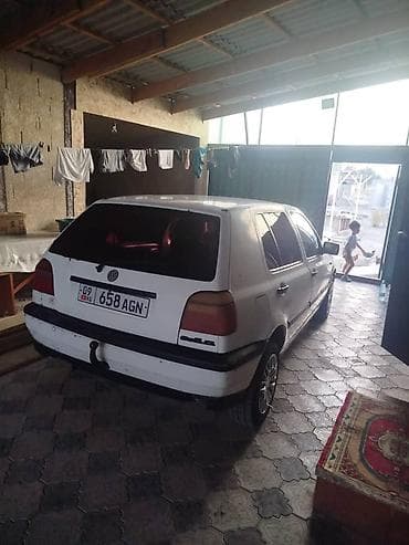 обшивка гольф 3: Volkswagen Golf: 1992 г., 1.6 л, Механика, Бензин, Хэтчбэк — 4