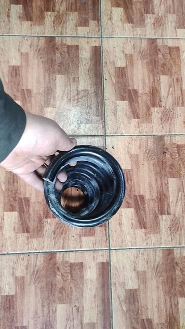 Автокосметика: Mitsubishi Montero sport 3 Пружина амортизатора, Митсубиси Монтеро — 2