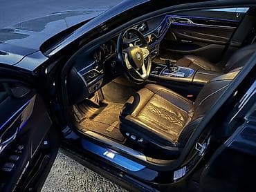 монитор с камерой заднего вида: BMW 7 series: 2017 г., 3 л, Автомат, Бензин, Седан — 3