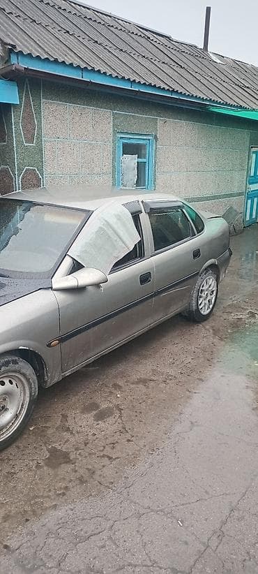 Vauxhall: Opel Vectra: 1998 г., Механика, Бензин, Седан — 3
