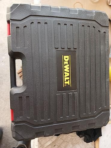 Набор аккумуляторного инструмента DEWALT XR в чемодане Состав