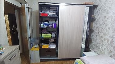 сервант с зеркалом: Шкаф купе, Б/у, С зеркалом, ЛДСП — 3