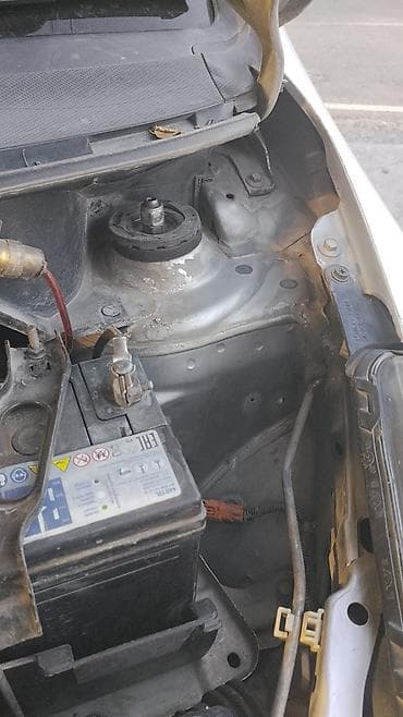 Транспорт: Honda Fit: 2002 г., 1.3 л, Бензин, Хэтчбэк — 9