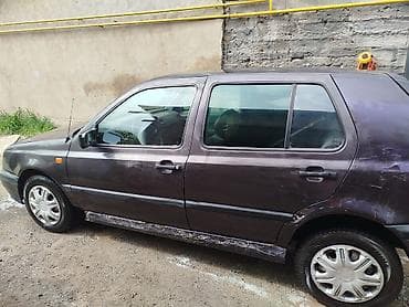 infinity fx: Volkswagen Golf: 1992 г., 1.8 л, Ручные, Бензин, Хэтчбэк — 5