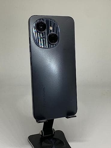 Tecno Spark Go 2024, Б/у, 128 ГБ, цвет - Серый, 2 SIM