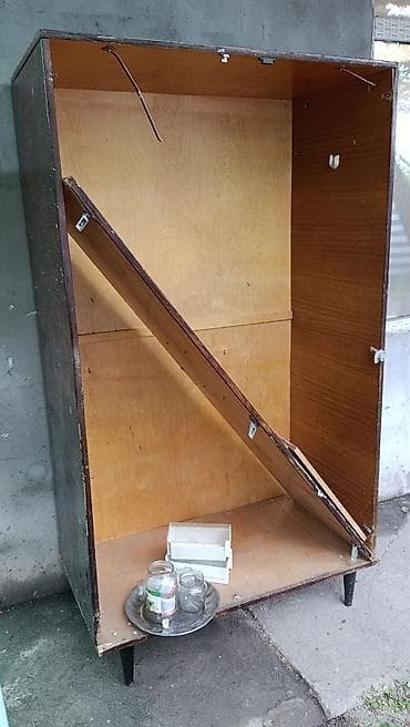 отдам даром мебель бишкек: Б/у мебель отдаю даром. шкаф, стол, тумбочка, кровать и прочее — 9