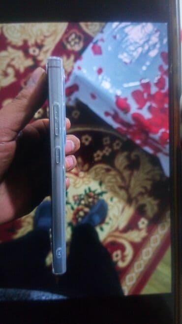 камера с сим картой и датчиком движения: Смартфон с большим безрамочным экраном и многомодульной основной — 8