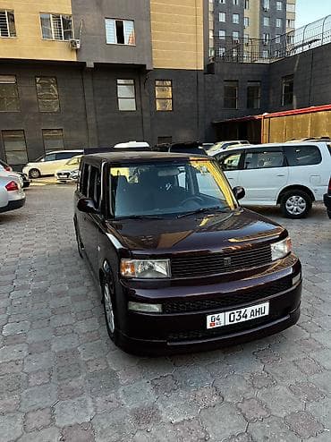тайотта естима: Toyota bB: 2004 г., 1.5 л, Автомат, Бензин, Минивэн — 1