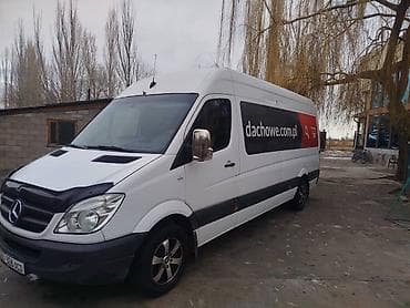 шевроле груз: Легкий грузовик, Mercedes-Benz — 2