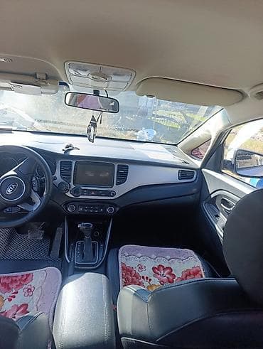 lada 2114: Kia Carens: 2017 г., 2 л, Автомат, Газ, Минивэн — 3