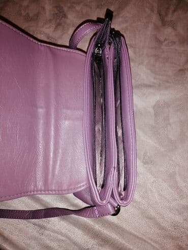 распродажа брендовых сумок: . Новые. Красивые,классные сумочки. Фиолетовая сумочка, есть — 3