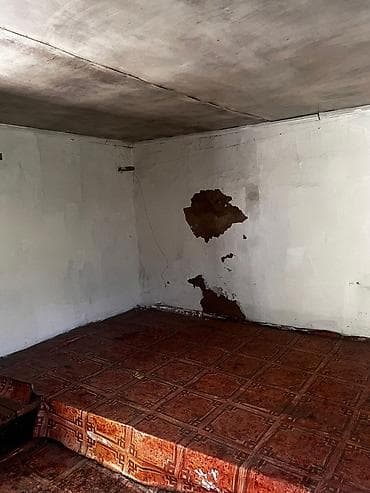 продается сад: Небольшой садовый домик с печным отоплением, сдается в аренду, с — 4