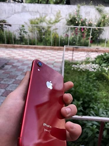IPhone Xr, 128 ГБ, Красный, 77 %