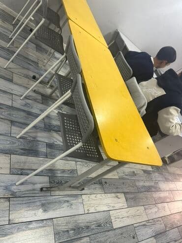 детский рабочий стол: Учебные парты/столы для классов и тренингов - Модель: раздельные — 2