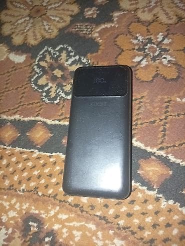 iphone xr 64gb: Внешний аккумулятор (power bank) с цифровым дисплеем индикации заряда — 1