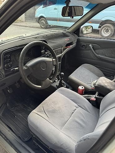 матасыкыл зид: Daewoo Nexia: 2008 г., 1.5 л, Кол менен иштөөчү, Бензин, Седан — 4