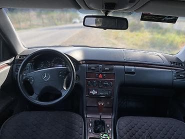 370000: Mercedes-Benz E-Class: 1999 г., 2 л, Механика, Бензин, Седан — 4