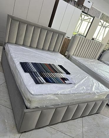 мягкое изголовье кровати: Удобная мягкая кровать с высоким изголовьем - Современный дизайн с — 1