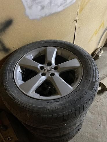 столба бетон: Колеса в сборе 235 / 60 / R 18, Лето, Б/у, Комплект, Легковые, Литые, отверстий - 5 — 5