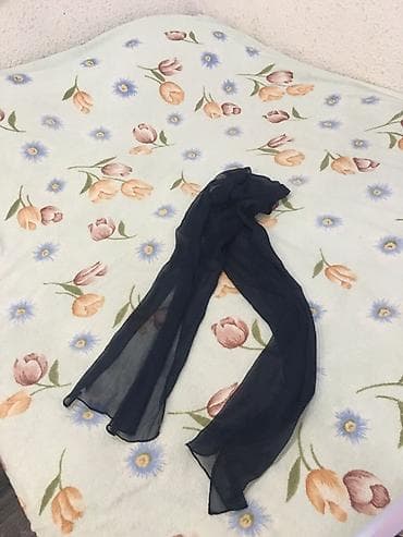 синее вечернее платье: Вечернее платье темно‑синего цвета с шифоновым верхним слоем и длинным — 2