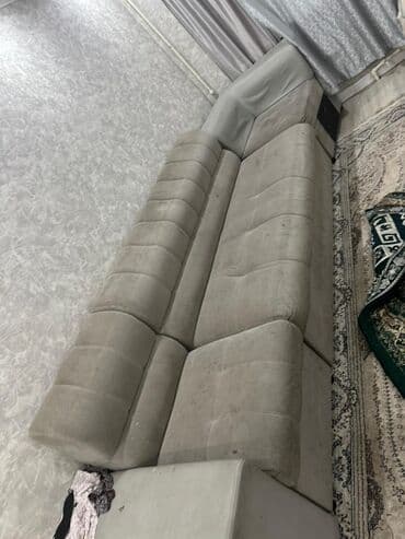 угловые диваны: Угловой модульный диван с мягкой велюровой обивкой серого цвета — 1