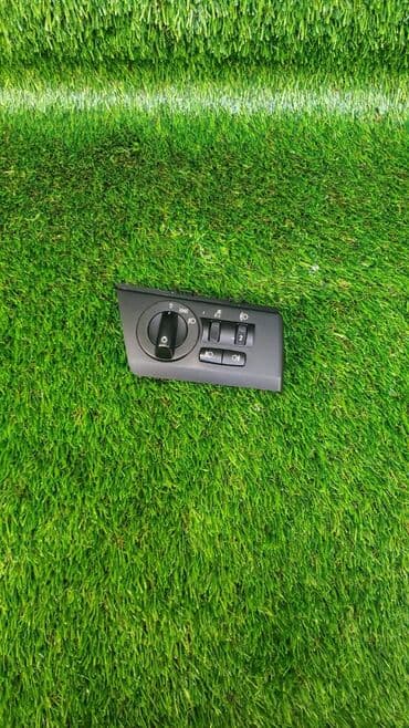 x3: Блок управления светом Bmw X3 E83 M54B25 2004 (б/у) ​ Марка: BMW — 1