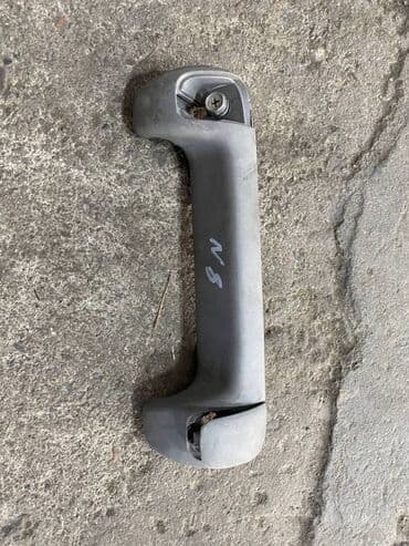 купить дом в балыкчы: Неизвестная ручка салона. Ручка салона снята с японского автомобиля — 1