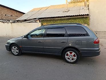 Транспорт: Toyota Avensis: 2002 г., 2 л, Механика, Дизель, Универсал — 9