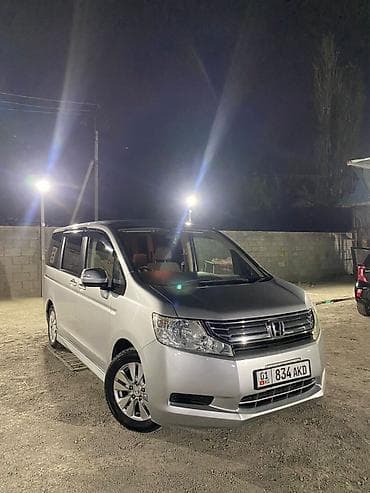 stepwagon: Honda Stepwgn: 2010 г., 2 л, Автомат, Бензин, Минивэн — 1