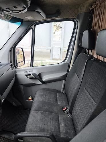 Унаа: Mercedes-Benz Sprinter (длинная база, высокий крыша), серебристый. - — 8