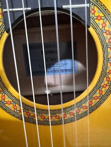 Гитары: Классическая гитара Yamaha C40 - Полноразмерная классическая гитара — 3