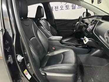 Продажа авто: Toyota Prius: 2018 г., 1.8 л, Автомат, Гибрид, Хэтчбэк — 10