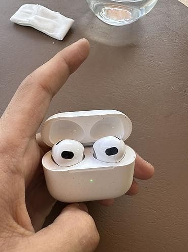 Зымсыз толук өлчөмдөгү кулакчын: AirPods 3 Беспроводные наушники Apple AirPods Pro (в кейсе зарядки) — 3