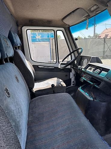 e500 124: Mercedes-Benz : 1992 г., 2.3 л, Механика, Дизель, Бус — 3