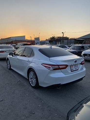 гибрид тойота: Toyota Camry: 2018 г., 2.5 л, Автомат, Гибрид, Седан — 4